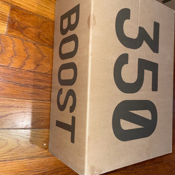 Yeezy 350 V2 Boost Ash Pearl - Picture 9 of 11